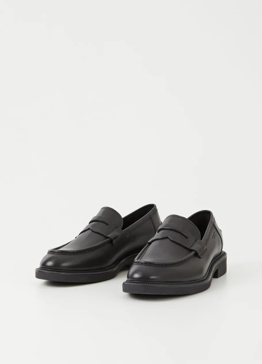 Juhlakengät<Vagabond Alex M Loafer Musta Nahka