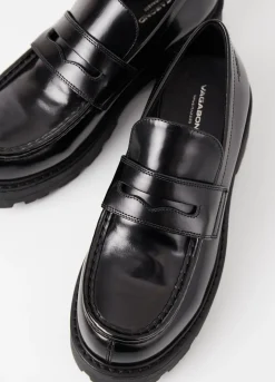 Kengät<Vagabond Cosmo 2.0 Loafer Musta Kiillotettu Nahka