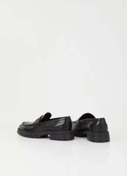 Loaferit<Vagabond Johnny 2.0 Loafer Musta Nahka