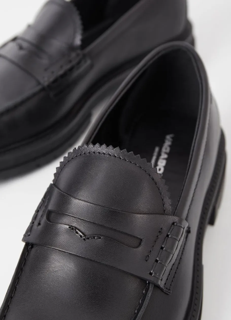 Loaferit<Vagabond Johnny 2.0 Loafer Musta Nahka