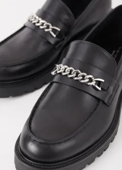 Kengät<Vagabond Kenova Loafer Musta Nahka