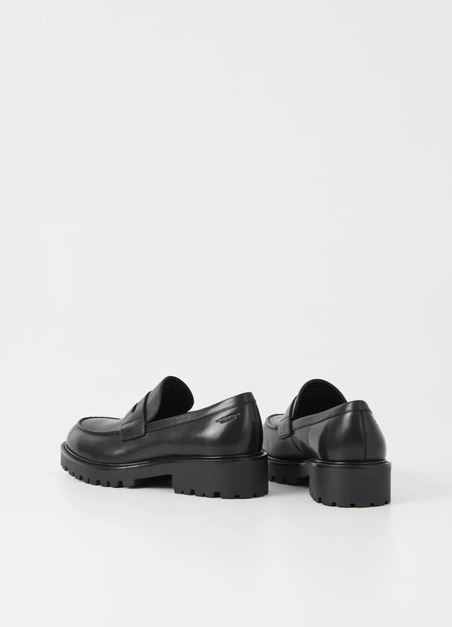 Kengät<Vagabond Kenova Loafer Musta Nahka
