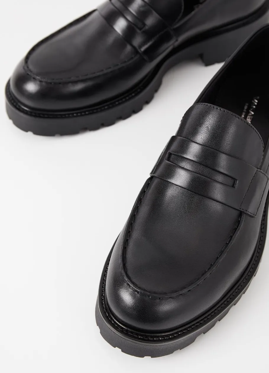 Kengät<Vagabond Kenova Loafer Musta Nahka