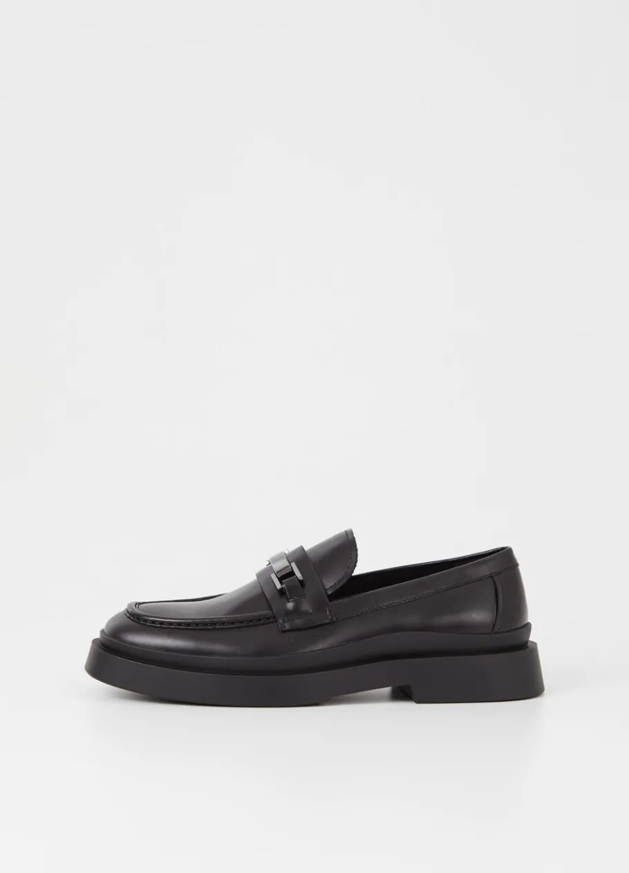 Juhlakengät<Vagabond Mike Loafer Musta Nahka