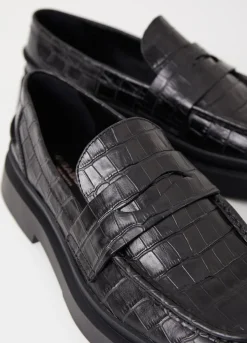 Juhlakengät<Vagabond Mike Loafer Musta Croc Embossed Leather